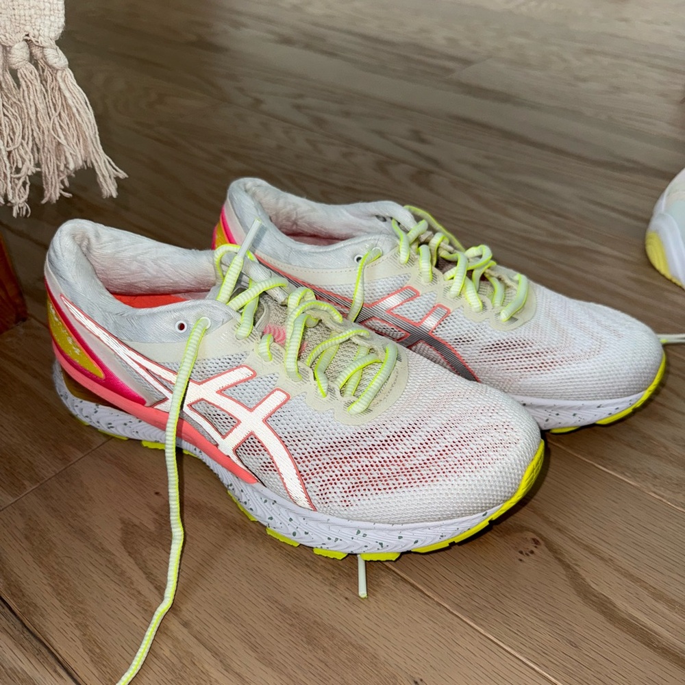 ASICS Women's Running Shoes - White and Pink